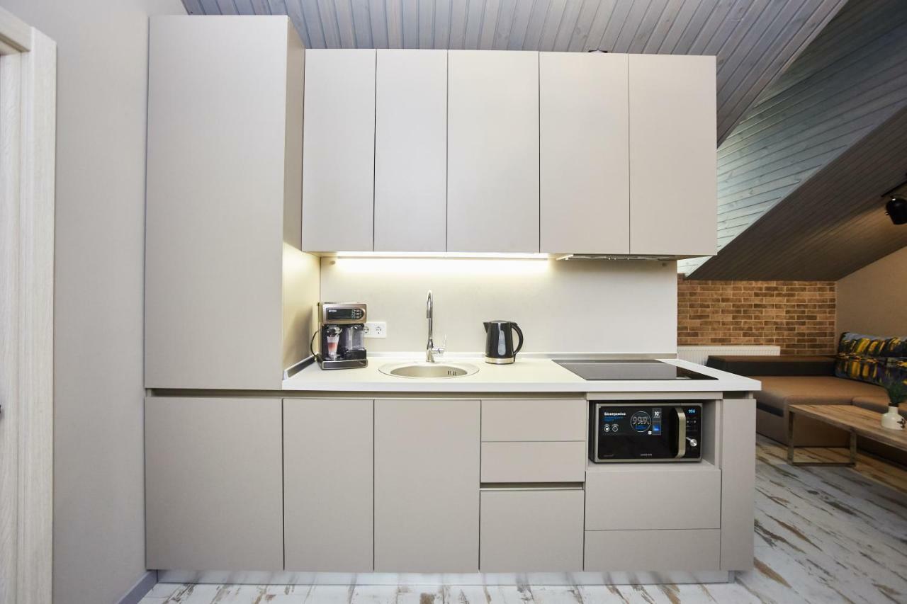 Luxury Apartment In The Heart Odesa Exterior foto